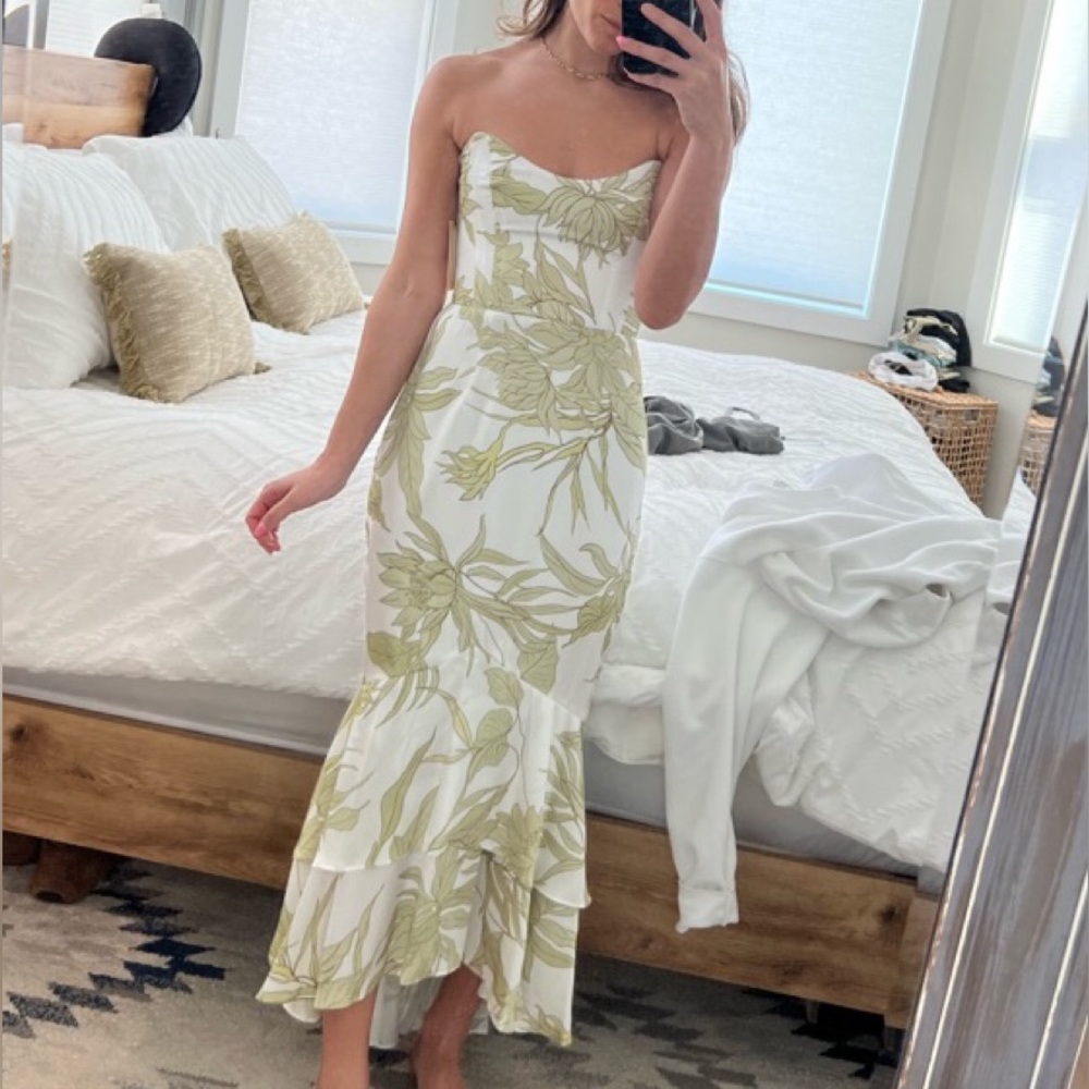Cece Strapless Hi-Lo Dress | size small 💚